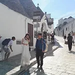 Trulli Sciummo Relais Frühstückspension 4*