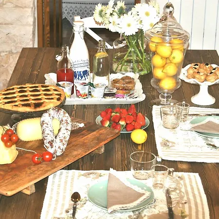 Trulli Sciummo Relais Nocleg ze śniadaniem 4*