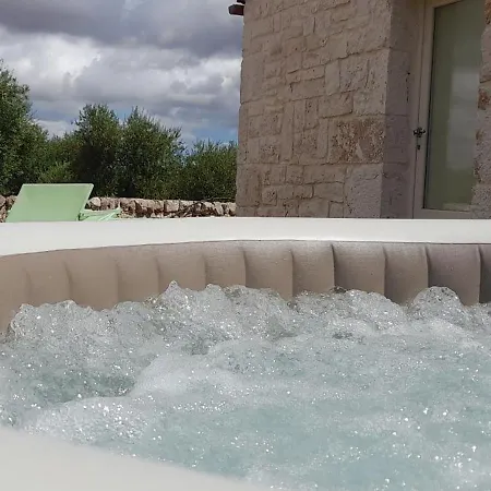 Trulli Sciummo Relais 4* אלברובלו