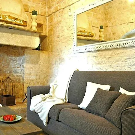 Bed & Breakfast Trulli Sciummo Relais 4*
