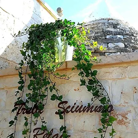 לינה וארוחת בוקר Trulli Sciummo Relais