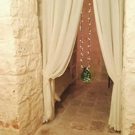 Trulli Sciummo Relais אלברובלו